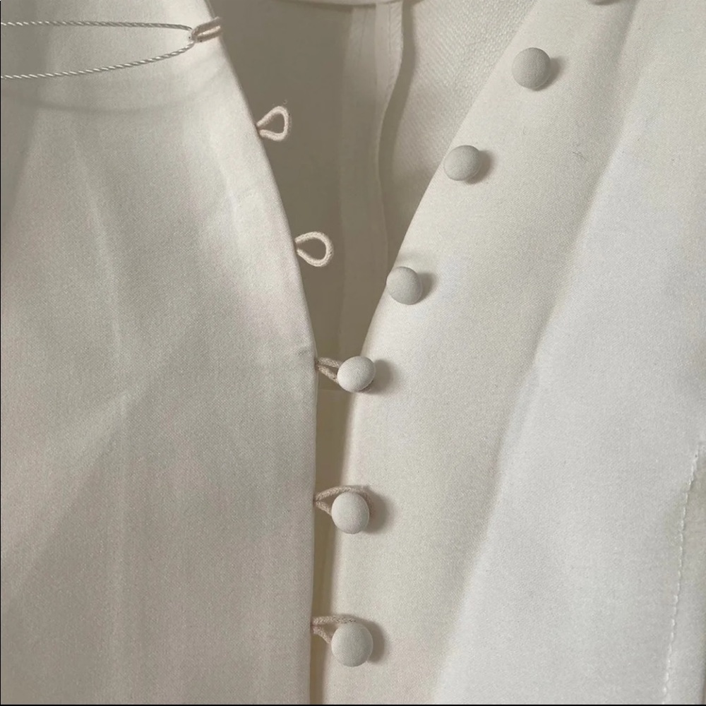 blouse - Picture 5 of 5